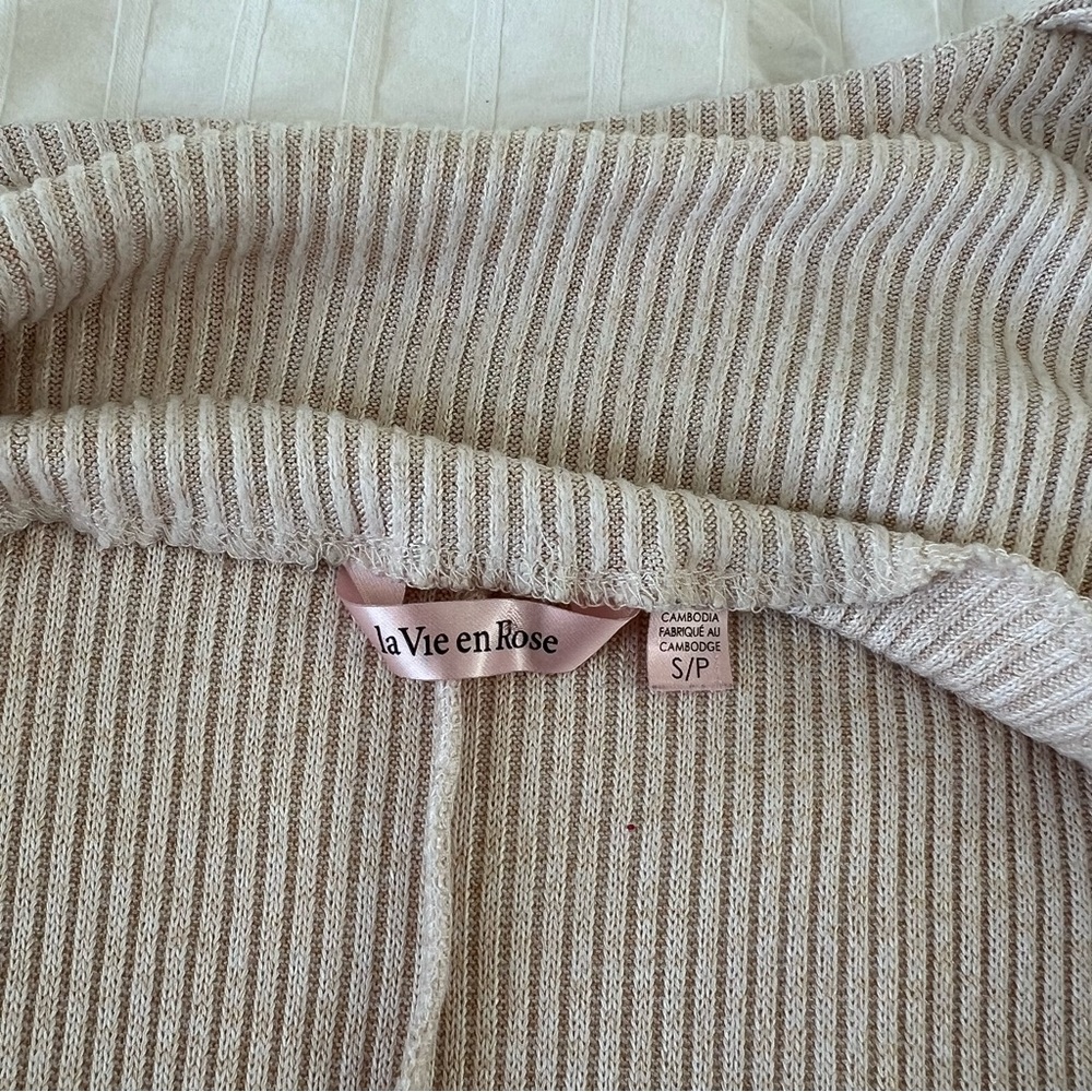 La Vie en Rose 3D Puppy Cream Ribbed Jumpsuit, S - Picture 7 of 9